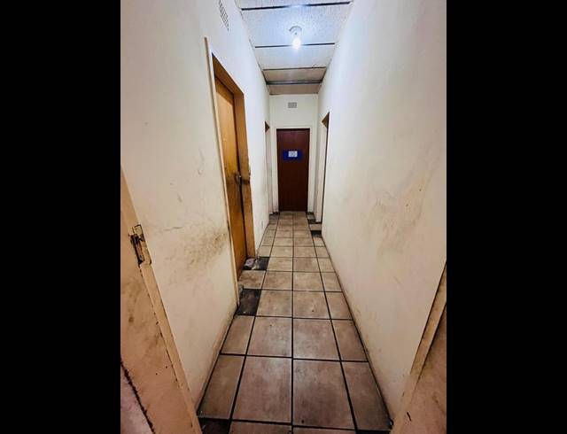 4 BEDROOM HOUSE FOR SALE IN REGENTS PARK